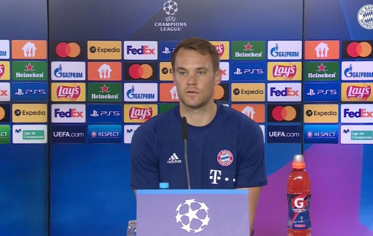 Manuel Neuer auf der Pressekonferenz vor dem CL-Spiel beim FC Barcelona