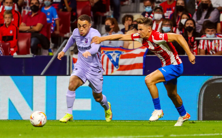 Sergiño Dest bei Barças Niederlage gegen Atlético Madrid.