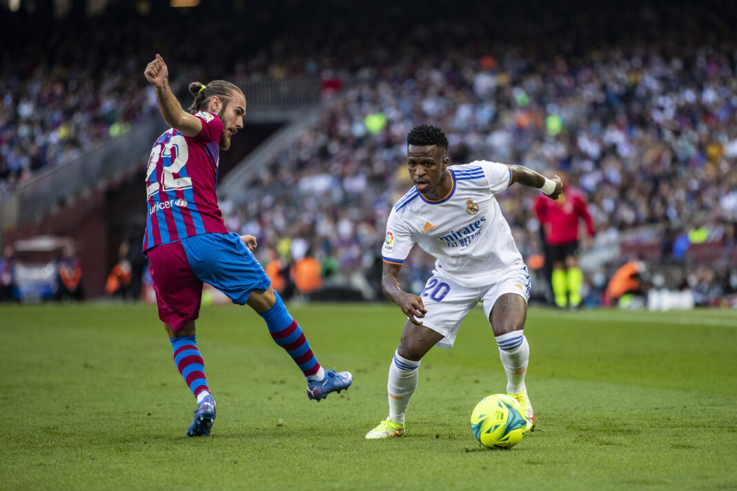 Oscar Mingueza Vinicius Jr. El Clasico FC Barcelona Real Madrid