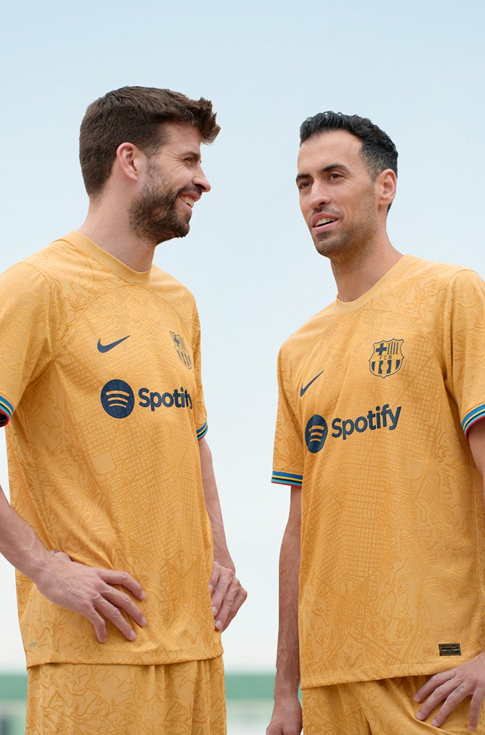 FC Barcelona Away Shirt Auswärtstrikot 2022-23 Gold