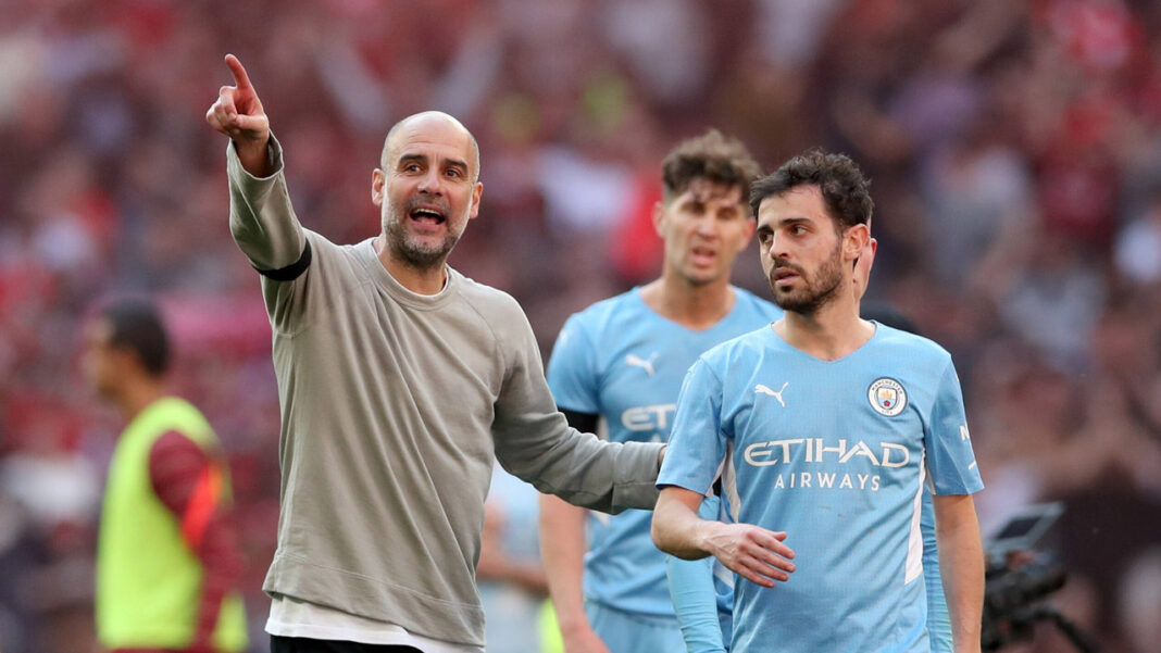 Pep-Guardiola-Bernardo-Silva-Manchester-City-FC-Barcelona