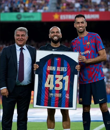 Dani Alves FC Barcelona