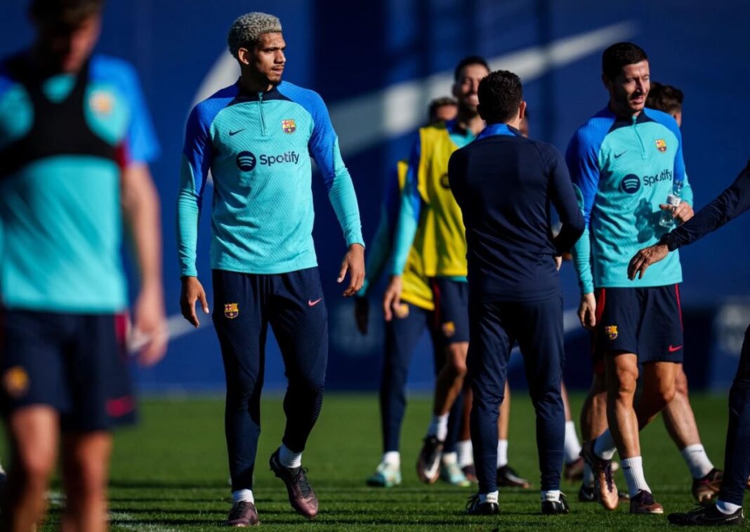 Ronald Araujo FC Barcelona Training