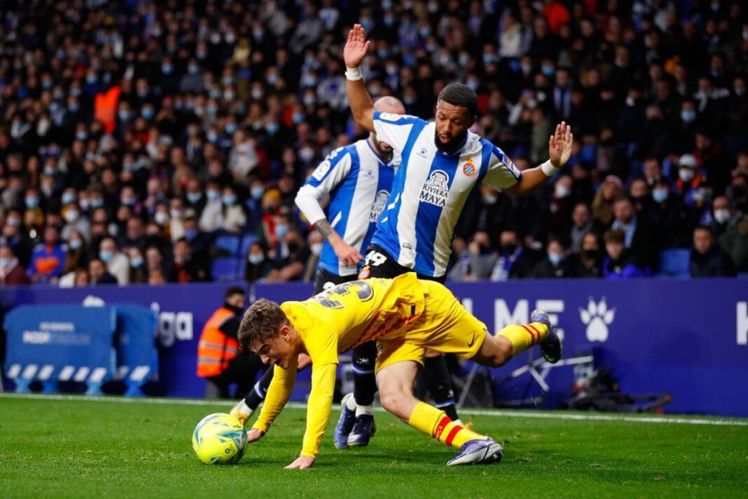 RCD Espanyol v FC Barcelona - La Liga