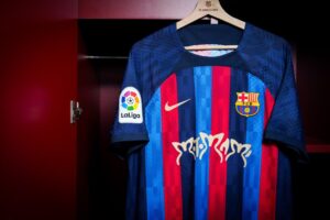 FC Barcelona Clasico Trikot Shirt Motomami Rosalia
